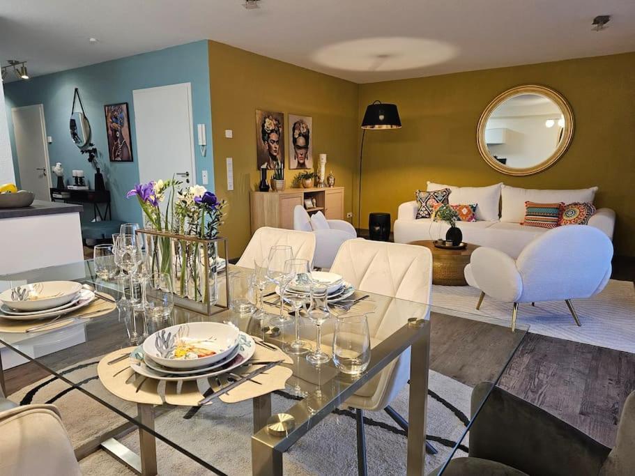 Deluxe 3-Rooms River View, 베른카슈텔쿠에스 외부 사진