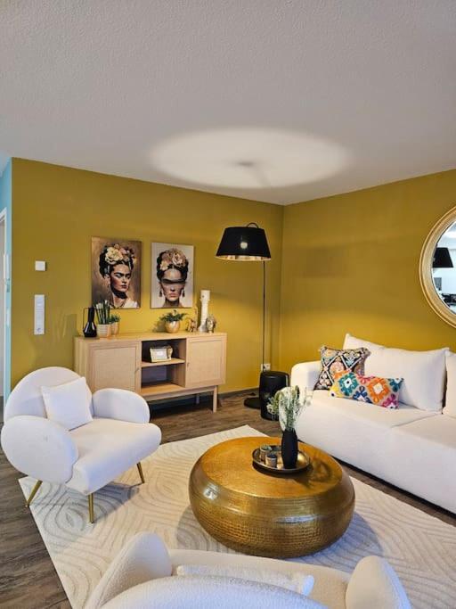 Deluxe 3-Rooms River View, 베른카슈텔쿠에스 외부 사진