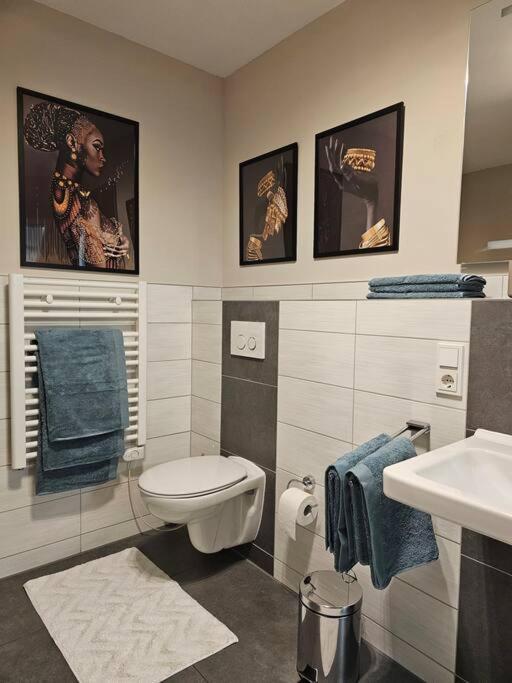 Deluxe 3-Rooms River View, 베른카슈텔쿠에스 외부 사진